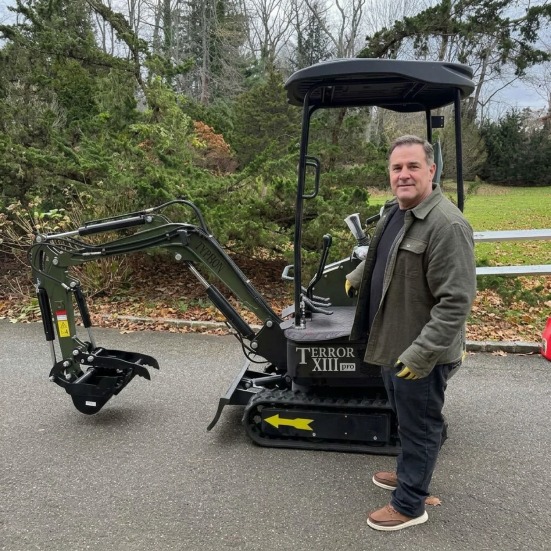 TYPHON TERROR XIII PRO Mini Excavator Delivery