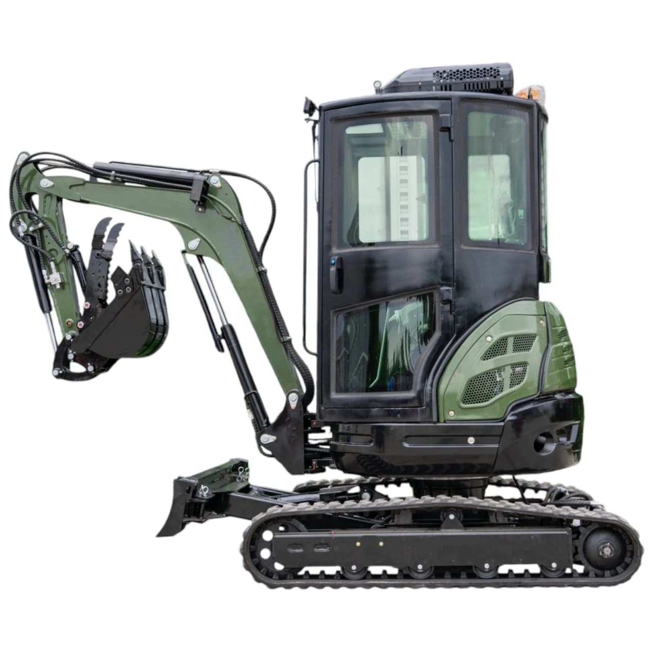 TYPHON TERROR XXV Diesel Mini Excavator 2.7 Ton, 25.1 hp Kubota D1105 RetractableTracks, AC Cabin View 3